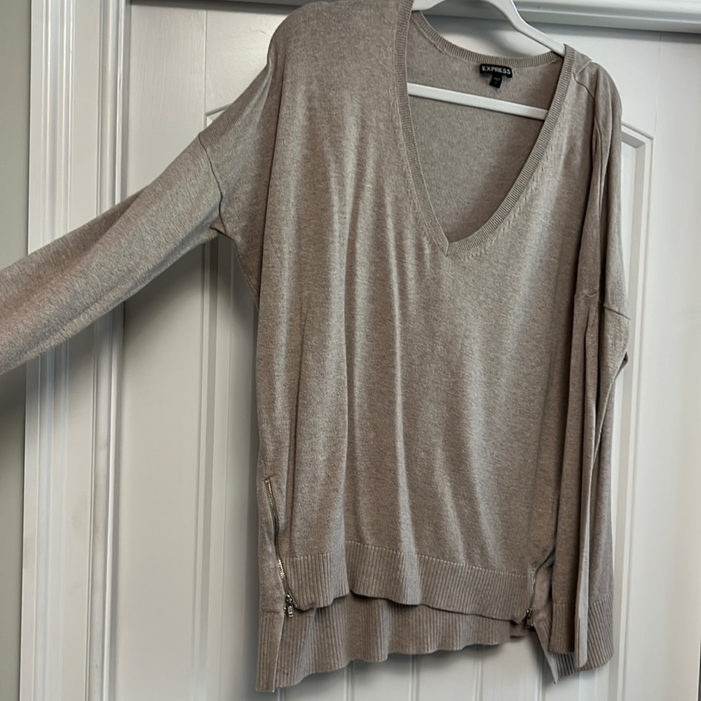 Express light sweater